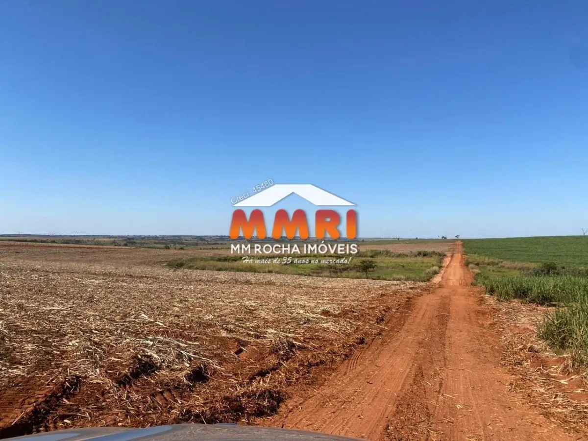 Fazenda à venda de 1.291 ha em Sud Mennucci, SP, Brasil