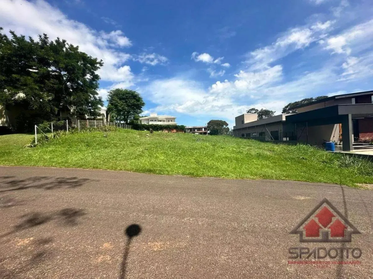 Country home for sale of 1,000 m² in Botucatu, SP, Brazil