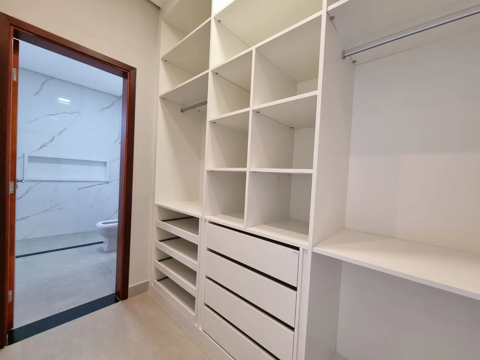 Casa à venda de 250 m² em Hortolândia, SP, Brasil