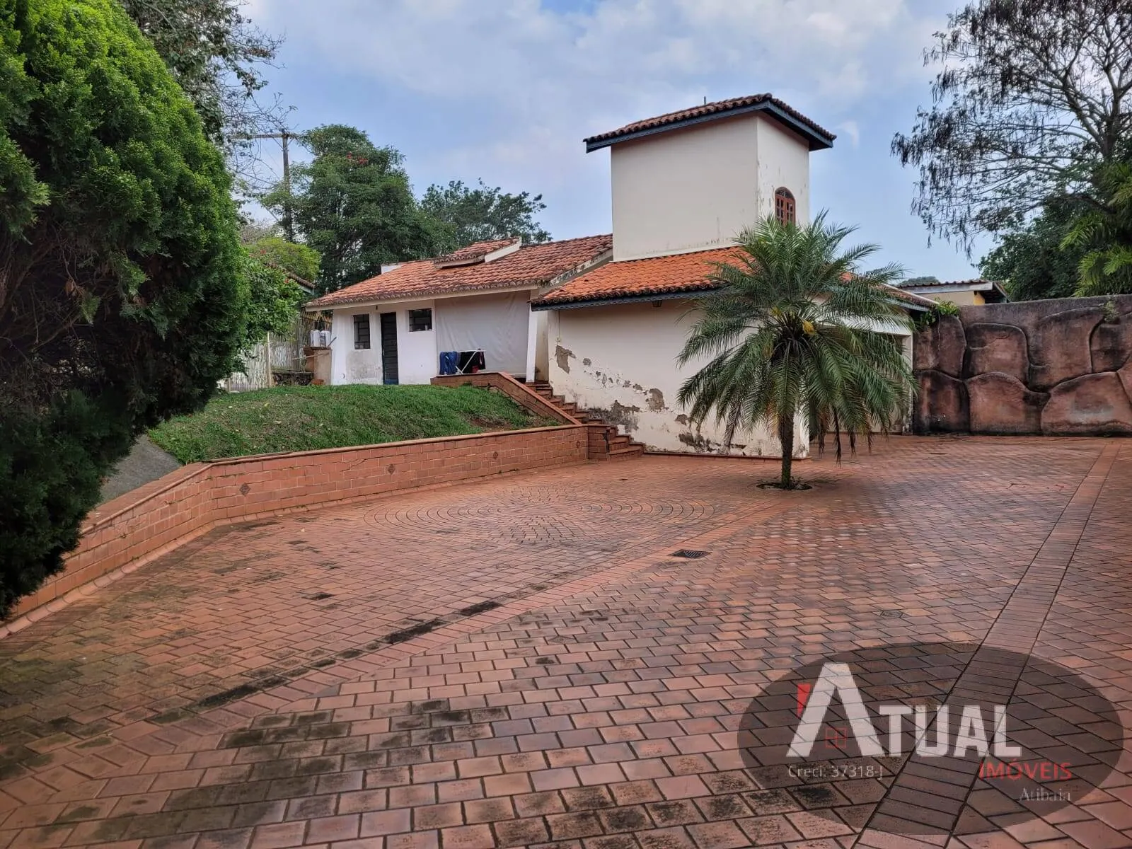 Casa à venda de 2.000 m² em Bragança Paulista, SP, Brasil