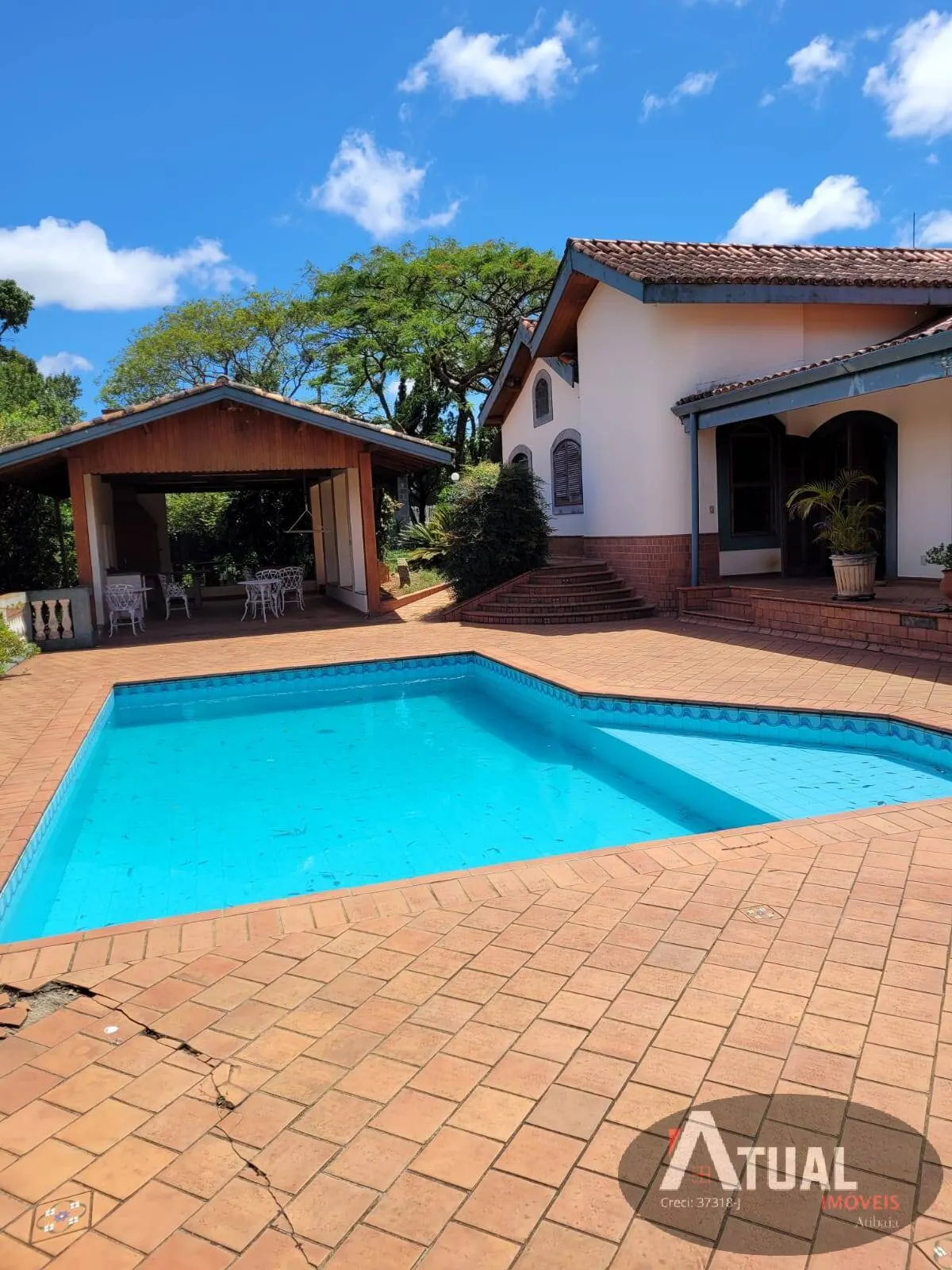 Casa à venda de 2.000 m² em Bragança Paulista, SP, Brasil
