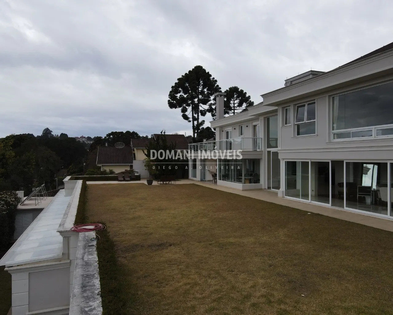 House for sale of 1,760 m² in Campos do Jordão, SP, Brazil