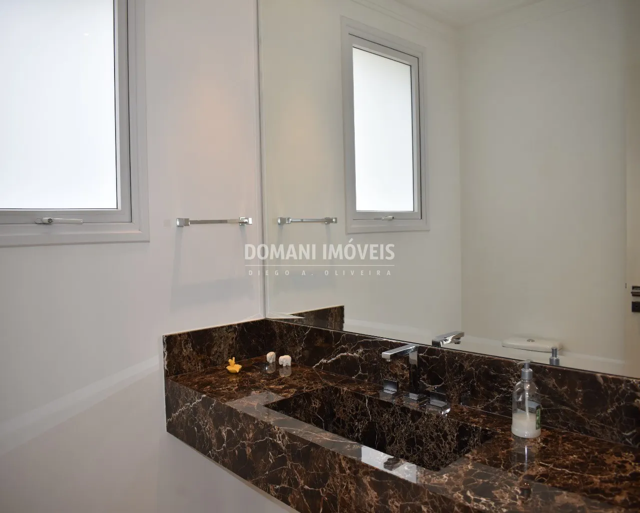 House for sale of 1,760 m² in Campos do Jordão, SP, Brazil