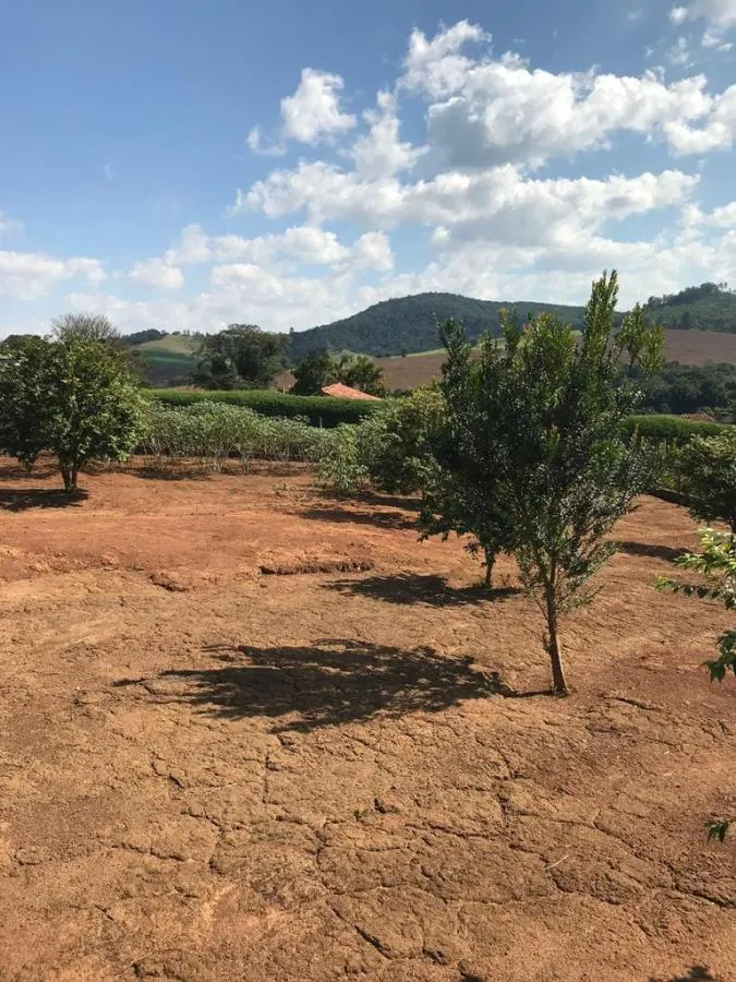 Chácara à venda de 1.500 m² em Vargem, SP, Brasil