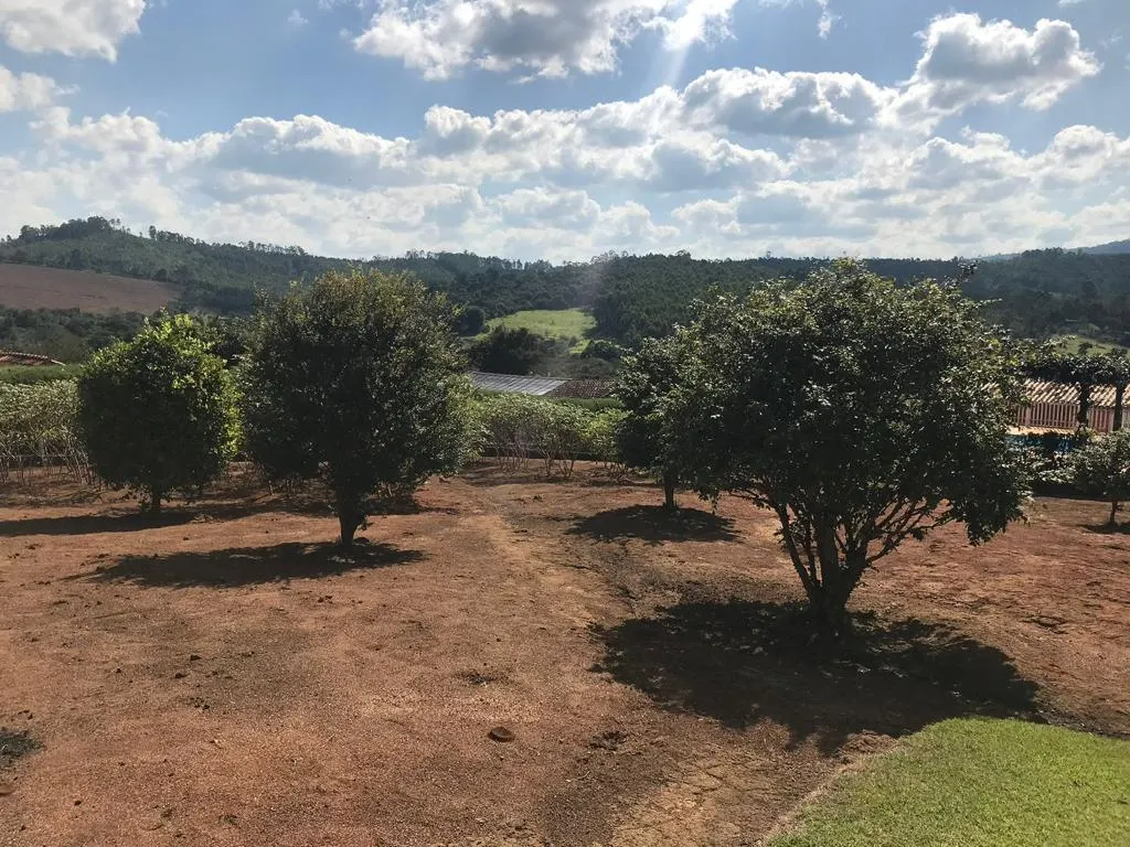 Chácara à venda de 1.500 m² em Vargem, SP, Brasil