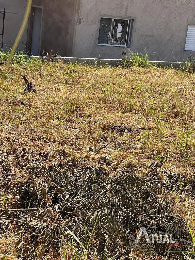 Terreno à venda de 424 m² em Atibaia, SP, Brasil