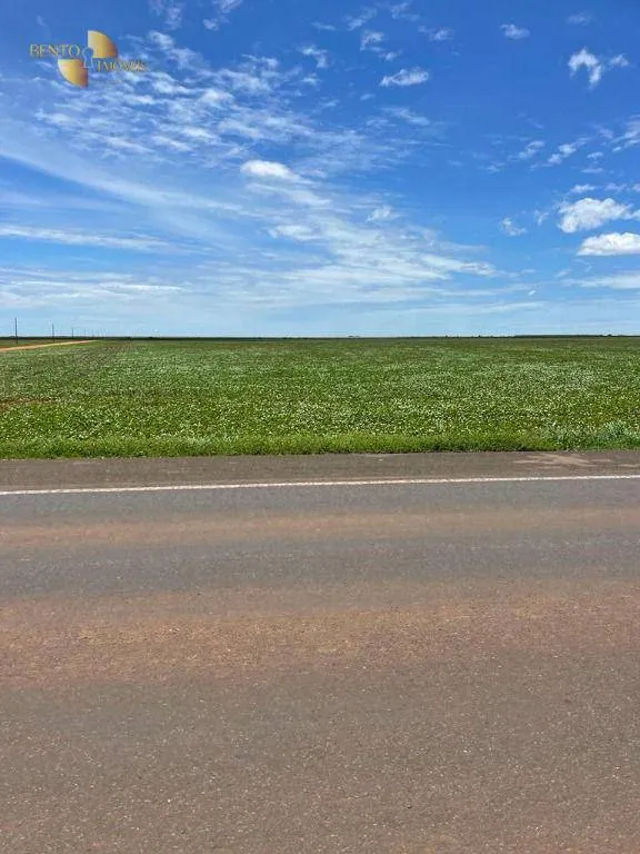 Fazenda à venda e para Arrendar de 890 ha em Diamantino, MT, Brasil