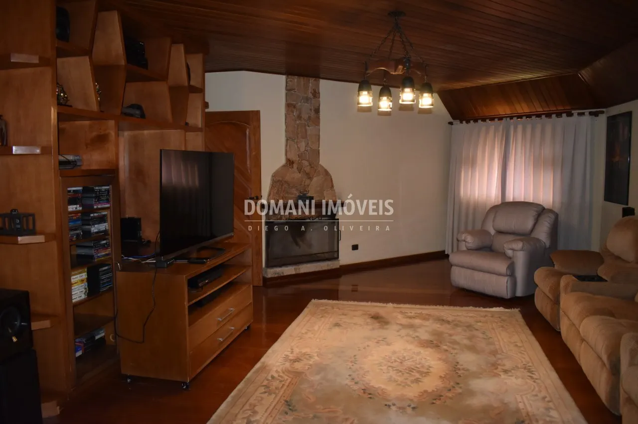 Casa à venda de 5.250 m² em Campos do Jordão, SP, Brasil