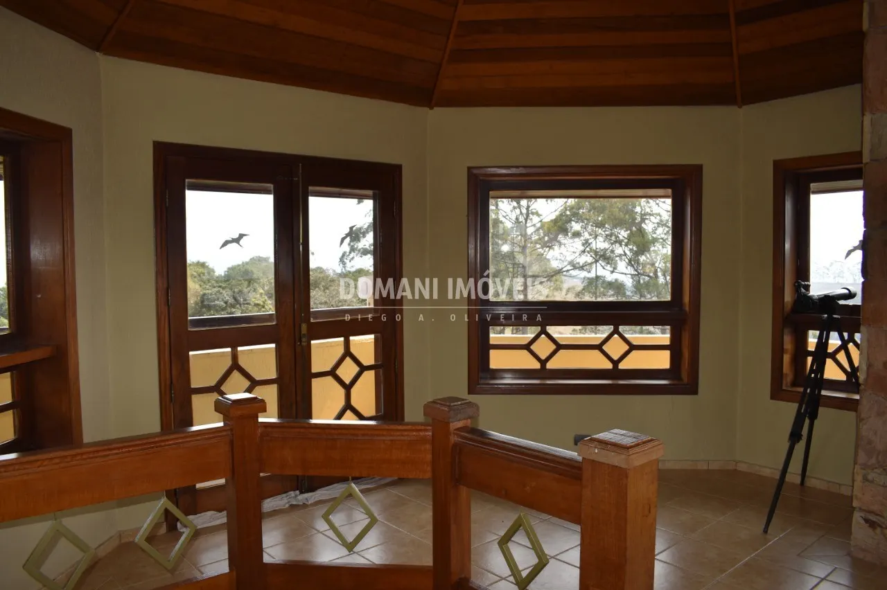 Casa à venda de 5.250 m² em Campos do Jordão, SP, Brasil