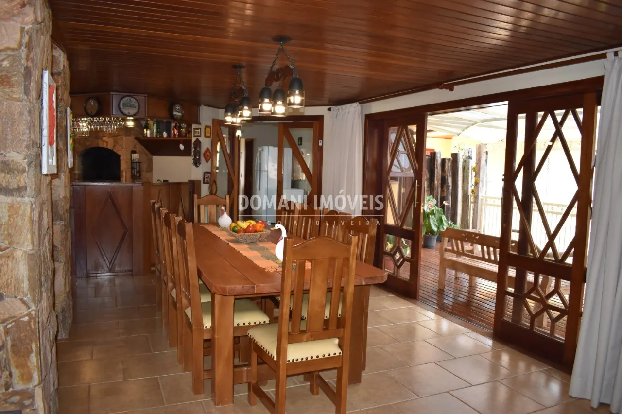 Casa à venda de 5.250 m² em Campos do Jordão, SP, Brasil