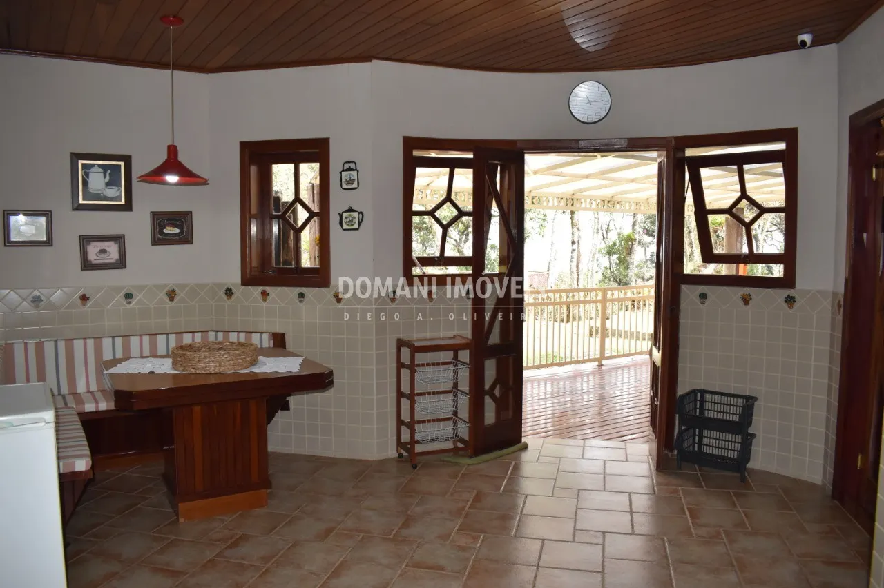 Casa à venda de 5.250 m² em Campos do Jordão, SP, Brasil