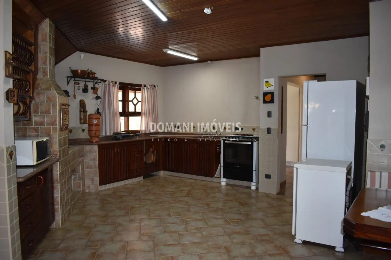 Casa à venda de 5.250 m² em Campos do Jordão, SP, Brasil