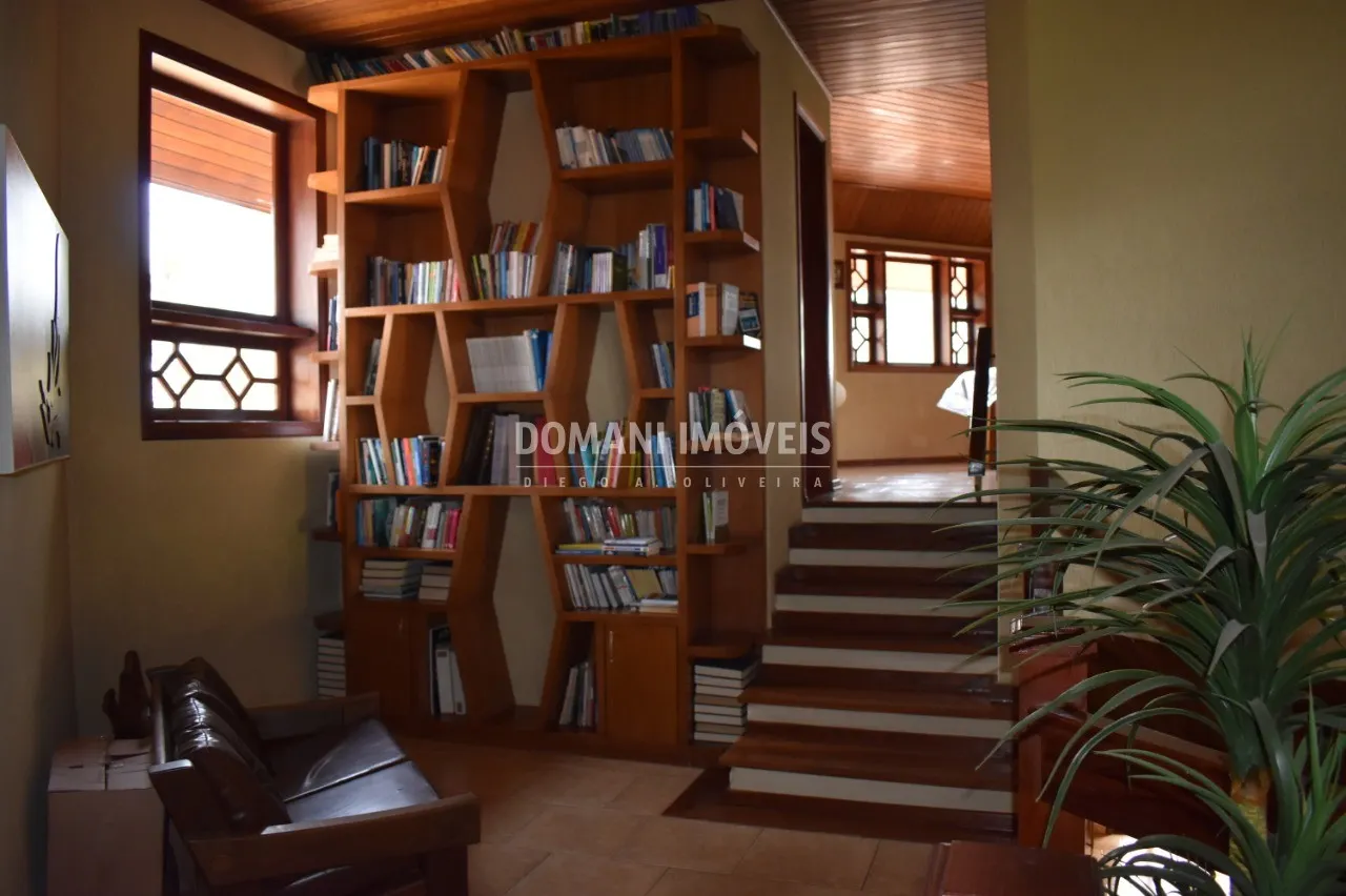 Casa à venda de 5.250 m² em Campos do Jordão, SP, Brasil
