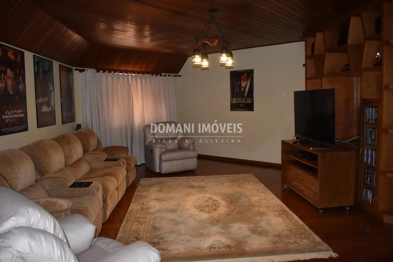 Casa à venda de 5.250 m² em Campos do Jordão, SP, Brasil