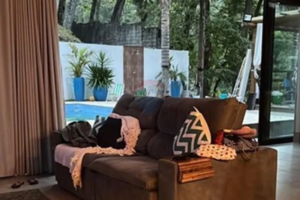 Country home for sale of 2,000 m² in Mairiporã, SP, Brazil