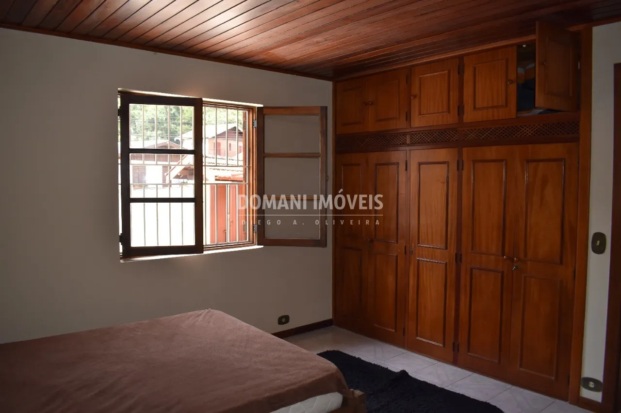 Casa à venda de 280 m² em Campos do Jordão, SP, Brasil