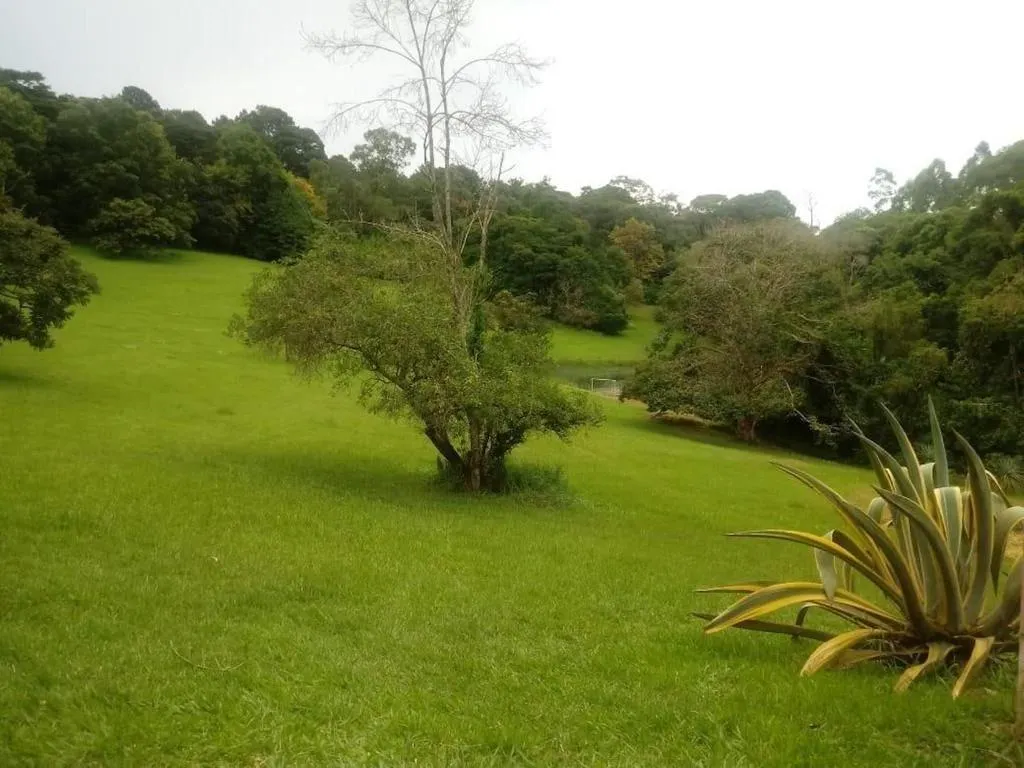 Chácara à venda de 300 m² em São Roque, SP, Brasil