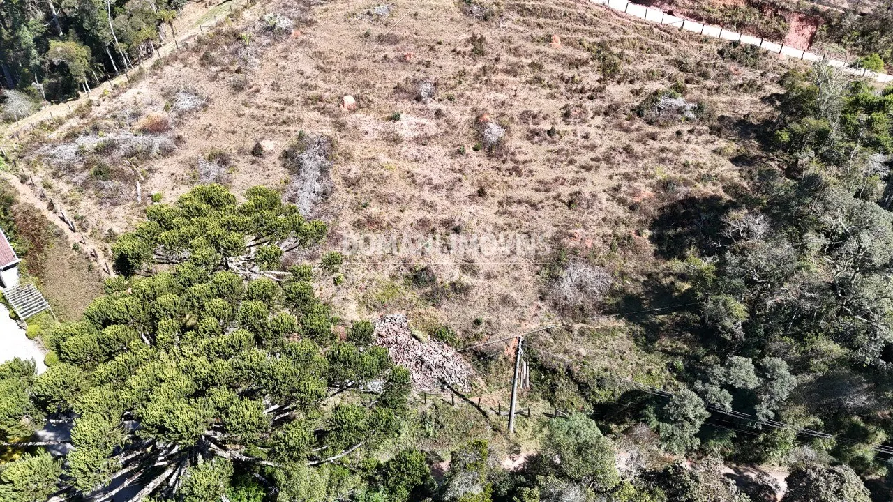 Terreno à venda de 5.720 m² em Campos do Jordão, SP, Brasil