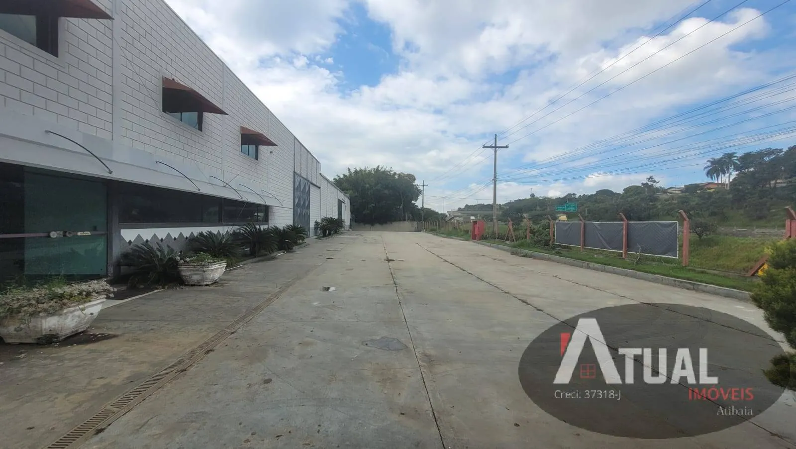Comercial para Alugar de 2.300 m² em Atibaia, SP, Brasil