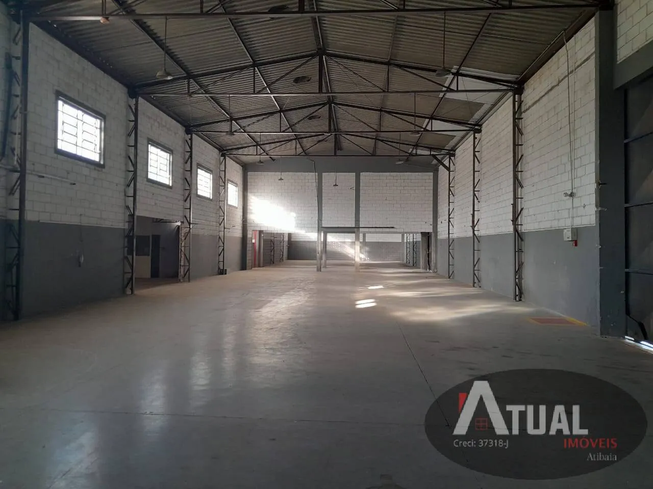 Comercial para Alugar de 2.300 m² em Atibaia, SP, Brasil