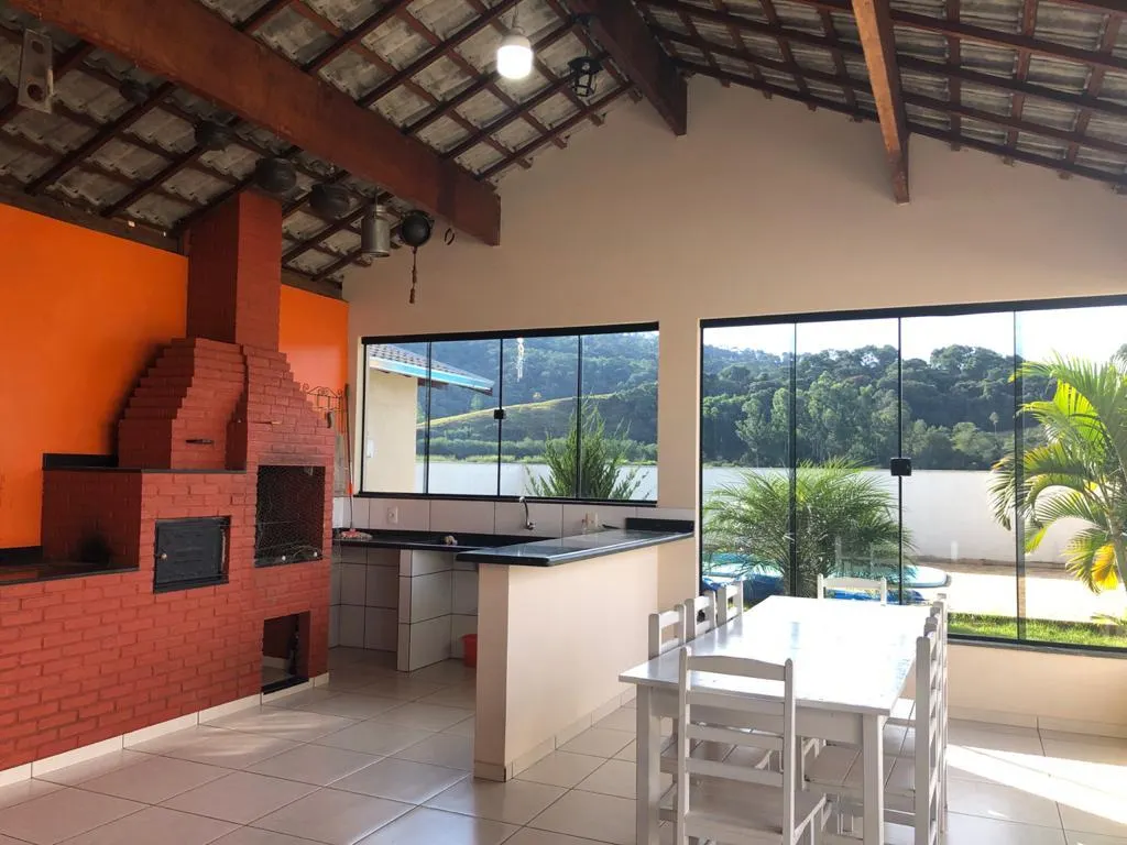 Chácara à venda de 1.650 m² em Pouso Alegre, MG, Brasil