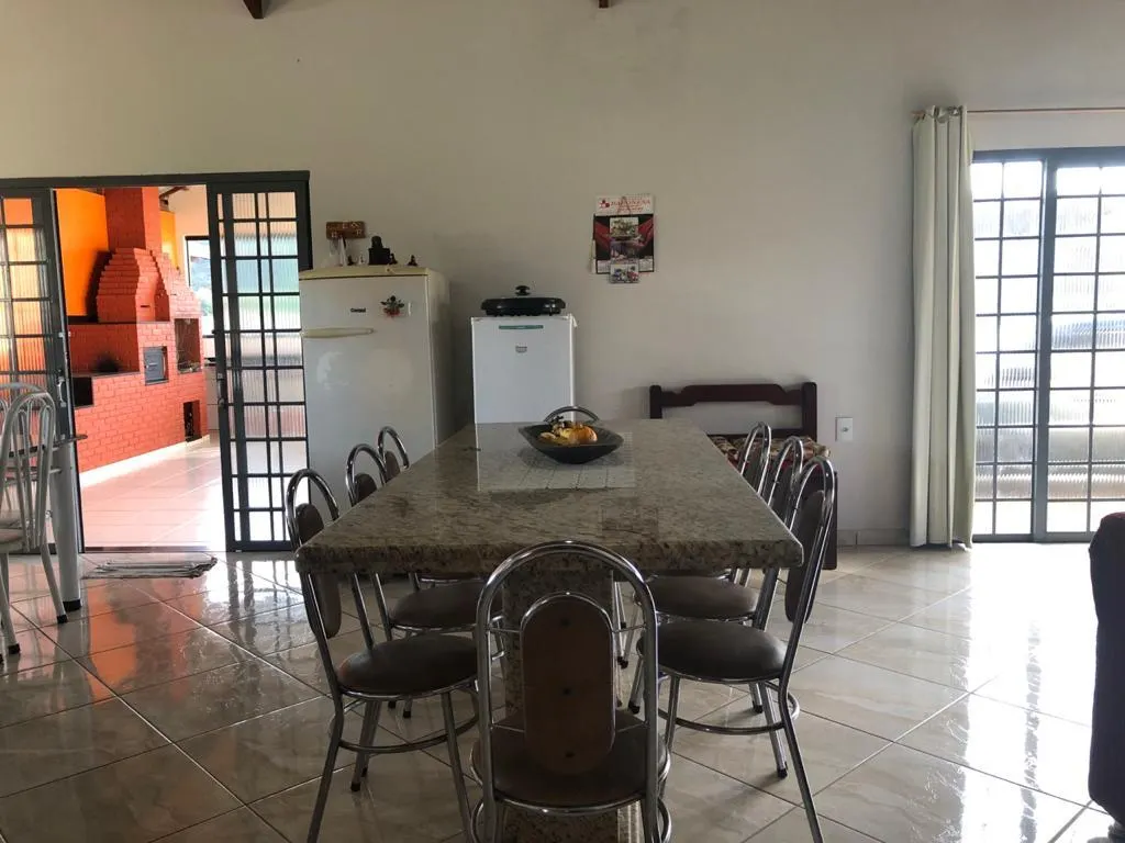 Chácara à venda de 1.650 m² em Pouso Alegre, MG, Brasil