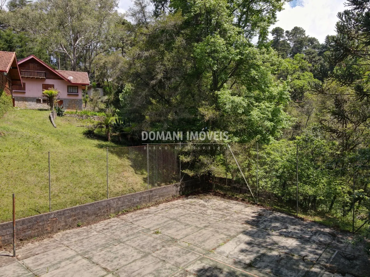 Casa à venda de 4.440 m² em Campos do Jordão, SP, Brasil