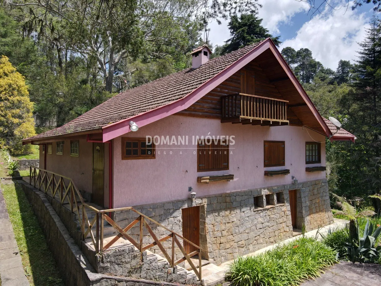 Casa à venda de 4.440 m² em Campos do Jordão, SP, Brasil