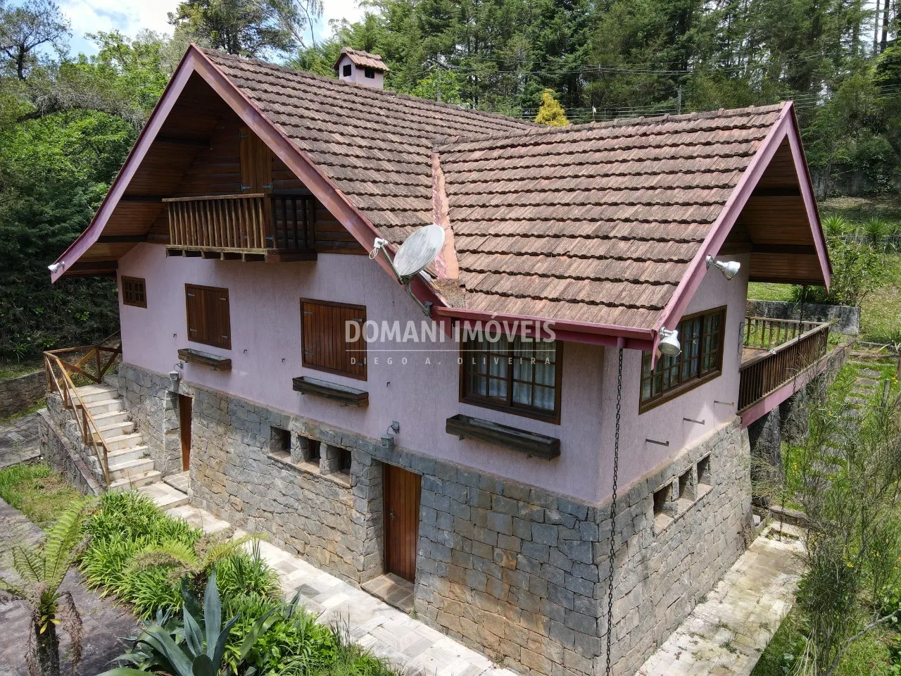 Casa à venda de 4.440 m² em Campos do Jordão, SP, Brasil