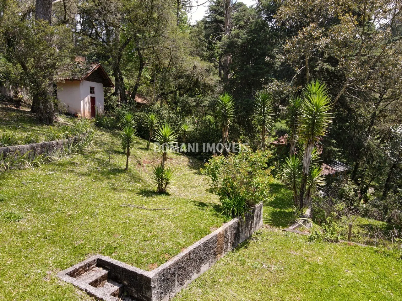 Casa à venda de 4.440 m² em Campos do Jordão, SP, Brasil