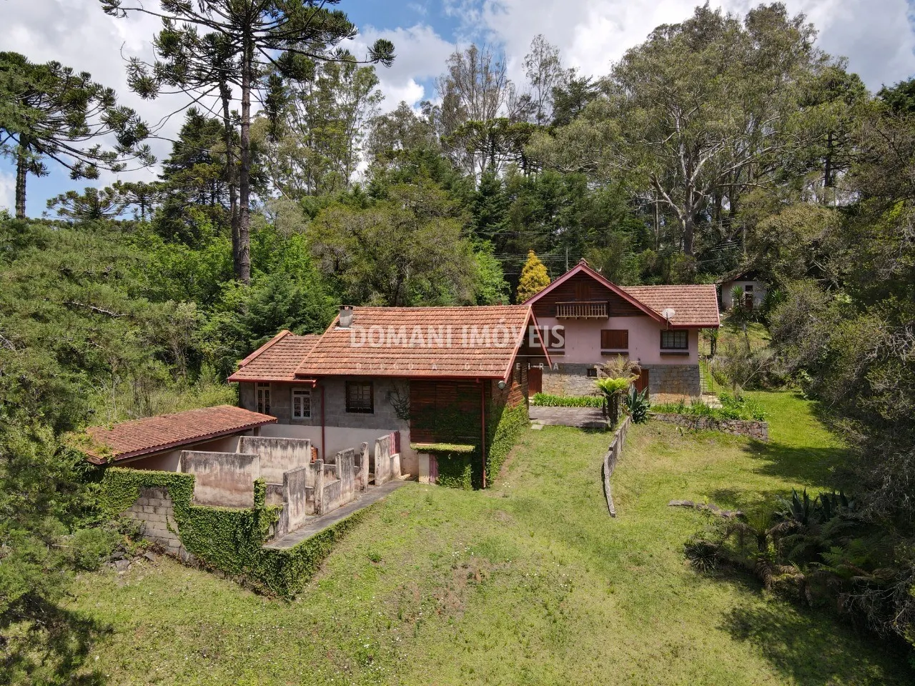 Casa à venda de 4.440 m² em Campos do Jordão, SP, Brasil