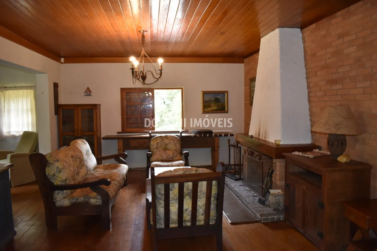 Casa à venda de 4.440 m² em Campos do Jordão, SP, Brasil