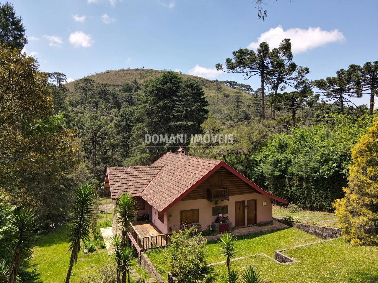 Casa à venda de 4.440 m² em Campos do Jordão, SP, Brasil