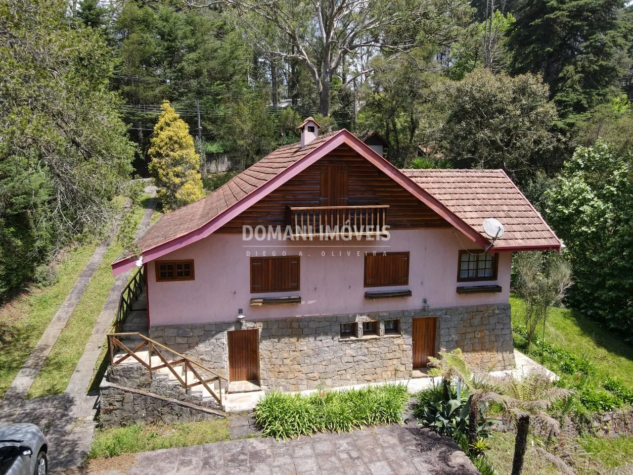 Casa à venda de 4.440 m² em Campos do Jordão, SP, Brasil