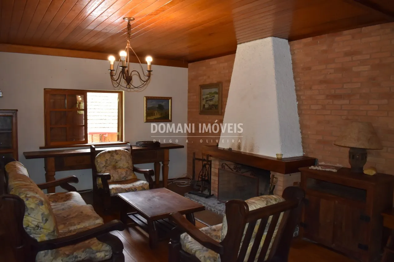 Casa à venda de 4.440 m² em Campos do Jordão, SP, Brasil