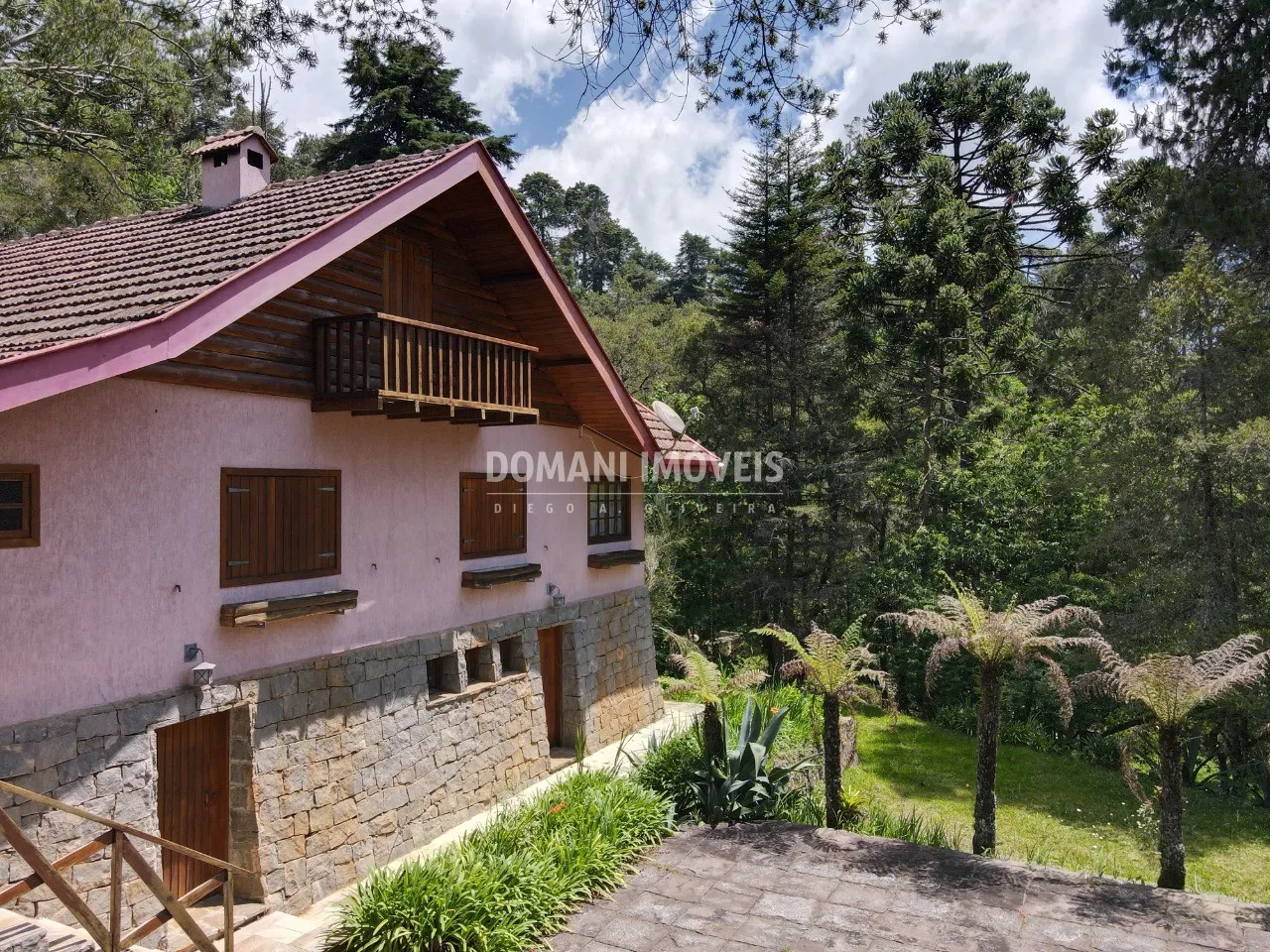 Casa à venda de 4.440 m² em Campos do Jordão, SP, Brasil