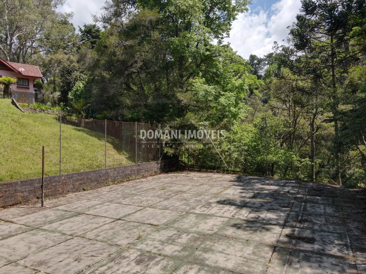Casa à venda de 4.440 m² em Campos do Jordão, SP, Brasil