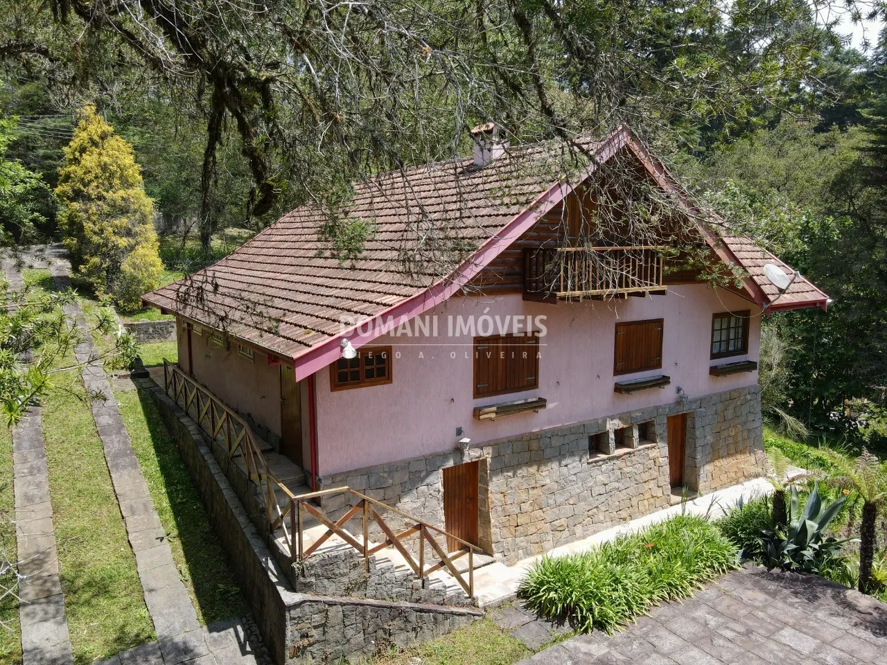 Casa à venda de 4.440 m² em Campos do Jordão, SP, Brasil