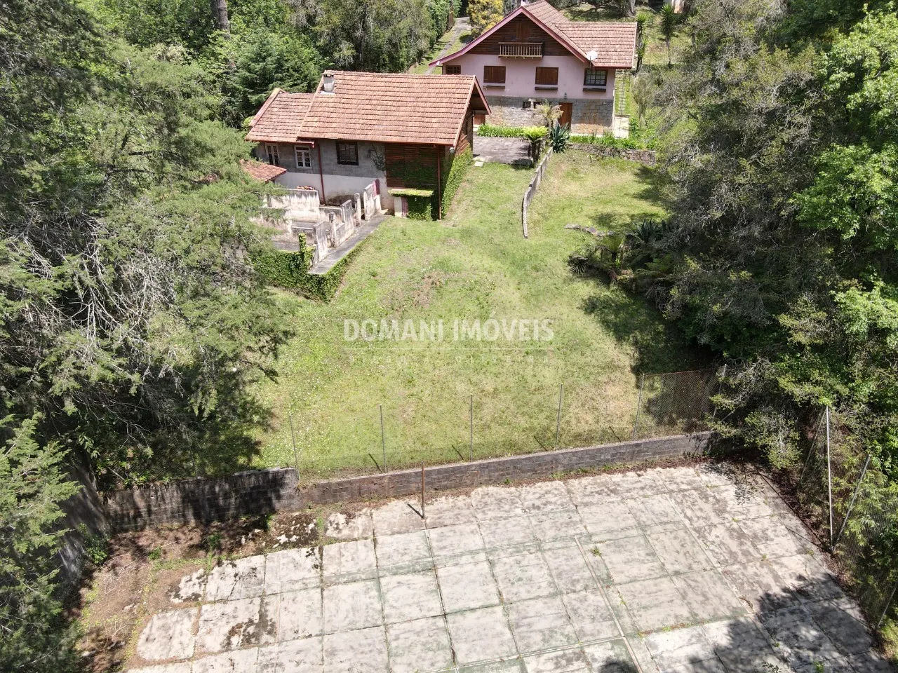 Casa à venda de 4.440 m² em Campos do Jordão, SP, Brasil