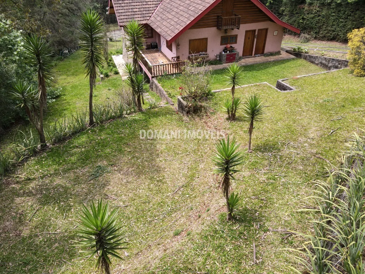 Casa à venda de 4.440 m² em Campos do Jordão, SP, Brasil