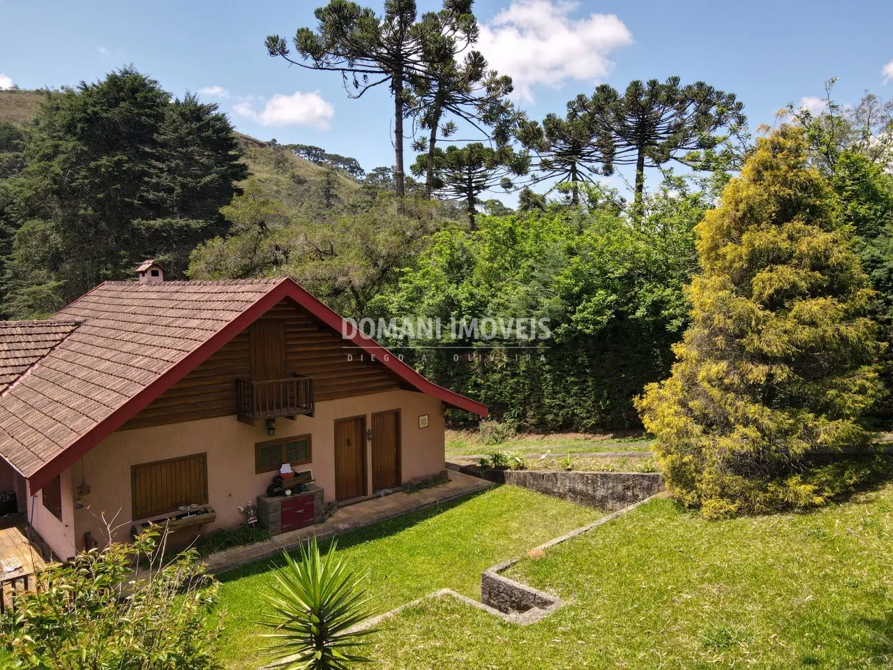 Casa à venda de 4.440 m² em Campos do Jordão, SP, Brasil