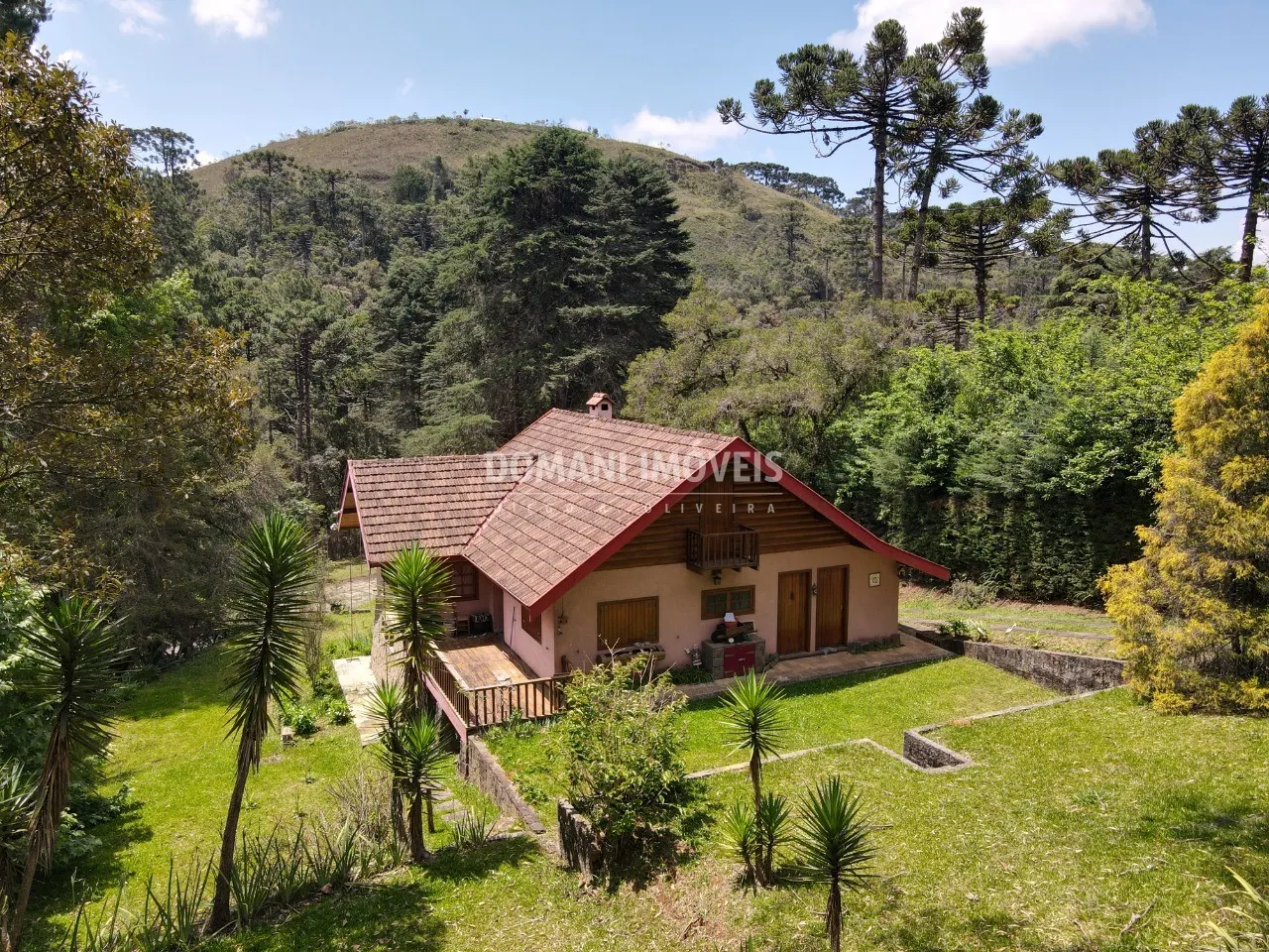 Casa à venda de 4.440 m² em Campos do Jordão, SP, Brasil