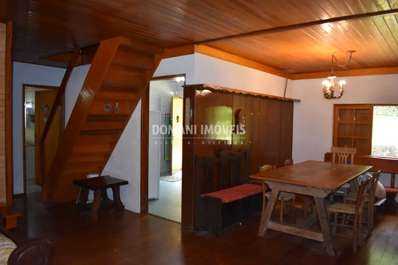 Casa à venda de 4.440 m² em Campos do Jordão, SP, Brasil