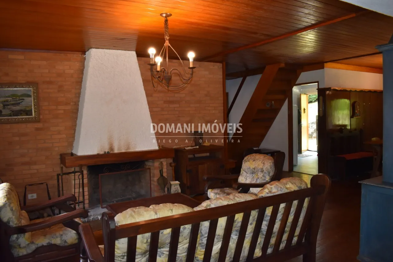 Casa à venda de 4.440 m² em Campos do Jordão, SP, Brasil