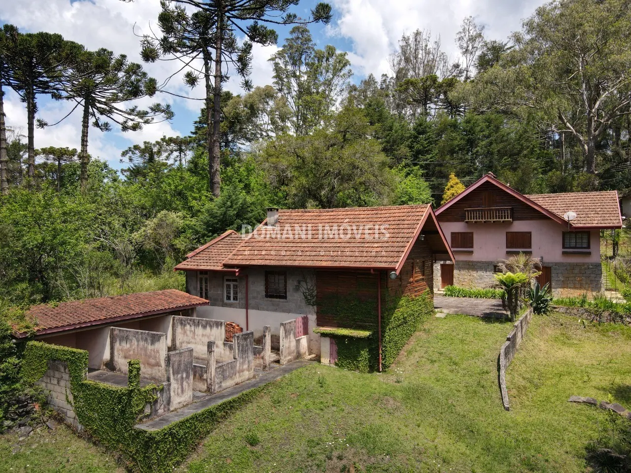 Casa à venda de 4.440 m² em Campos do Jordão, SP, Brasil