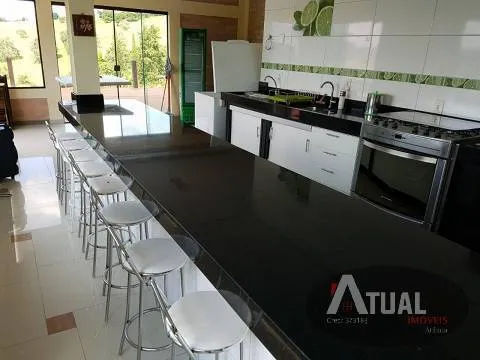 Casa à venda de 600 m² em Piracaia, SP, Brasil