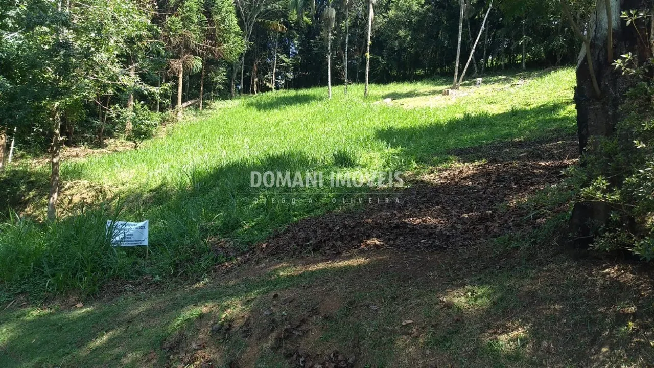 Terreno à venda de 927 m² em Santo Antônio do Pinhal, SP, Brasil