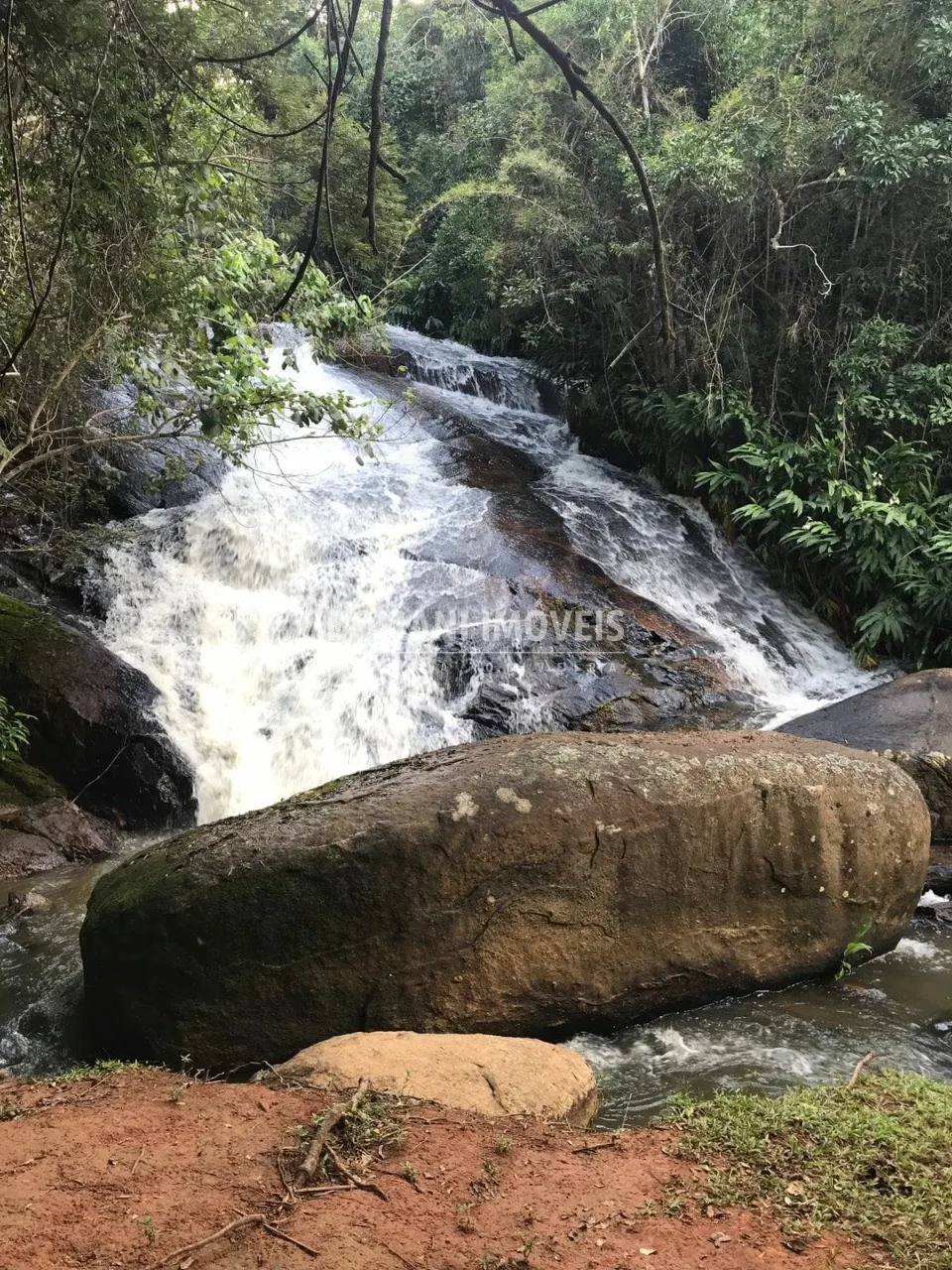 Terreno à venda de 927 m² em Santo Antônio do Pinhal, SP, Brasil