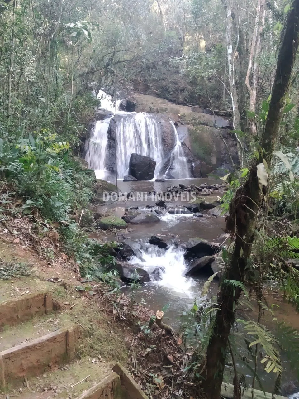Terreno à venda de 927 m² em Santo Antônio do Pinhal, SP, Brasil