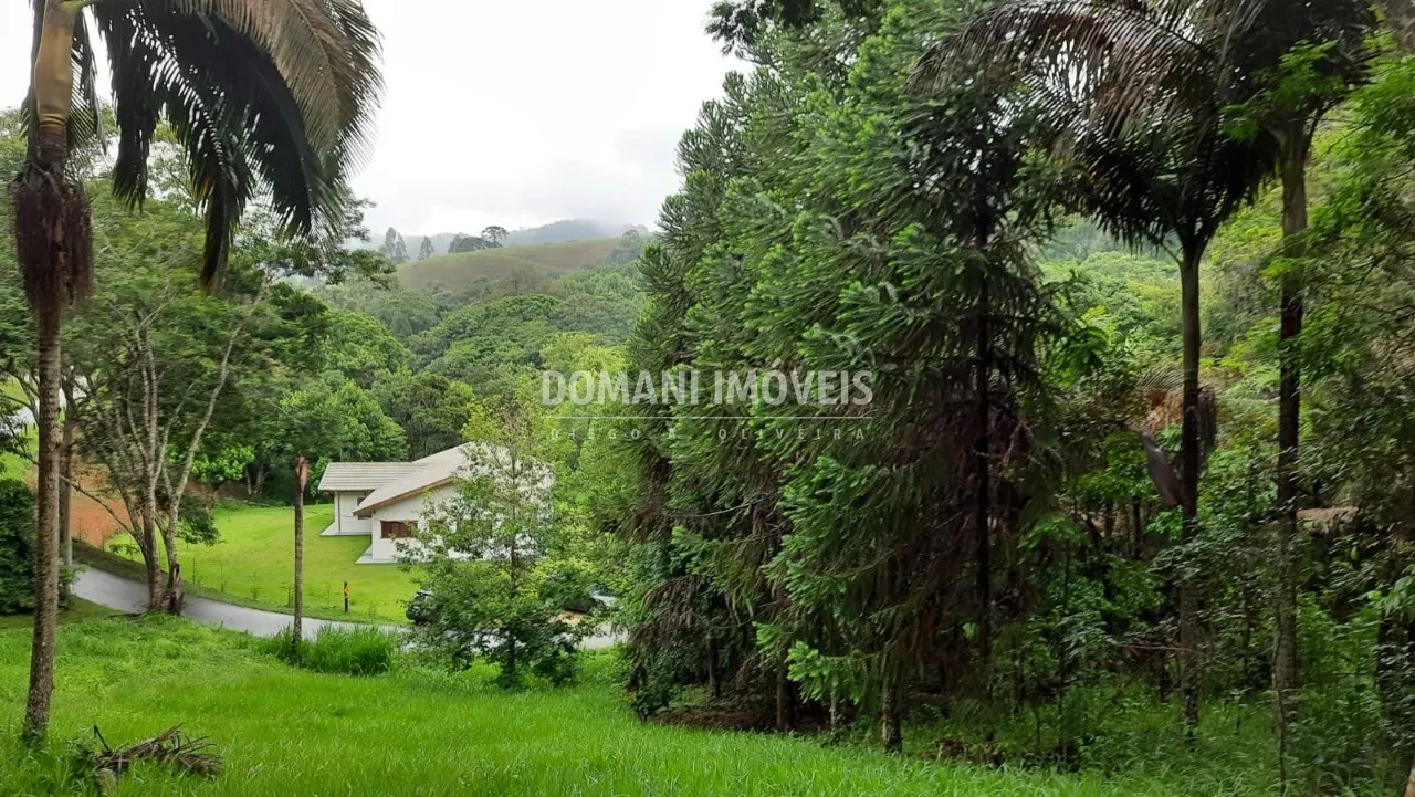 Terreno à venda de 927 m² em Santo Antônio do Pinhal, SP, Brasil